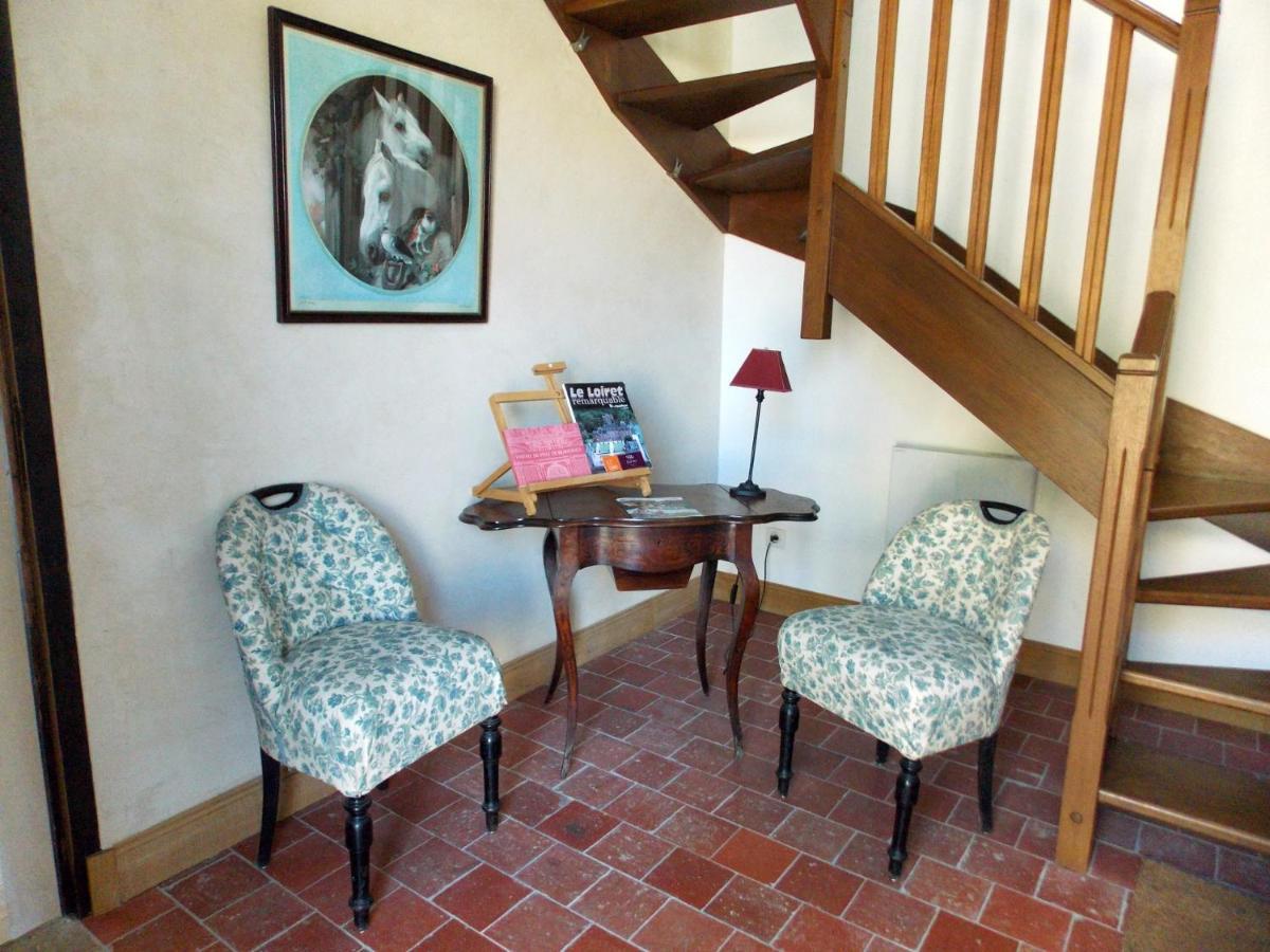 Bed and Breakfast Domaine Du Gue Du Roi Cléry-Saint-André Exteriér fotografie